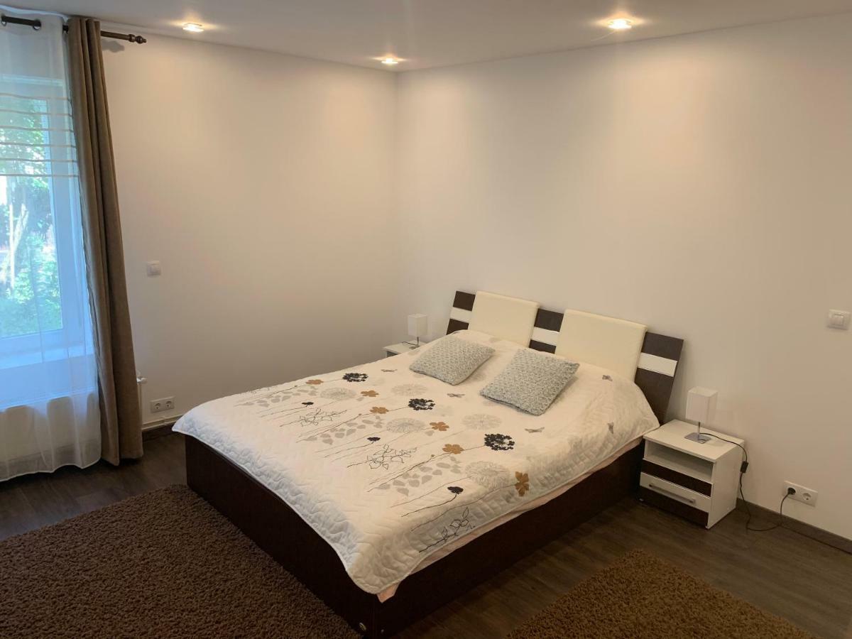Luxury Accommodation Republicii Brasov Exterior photo